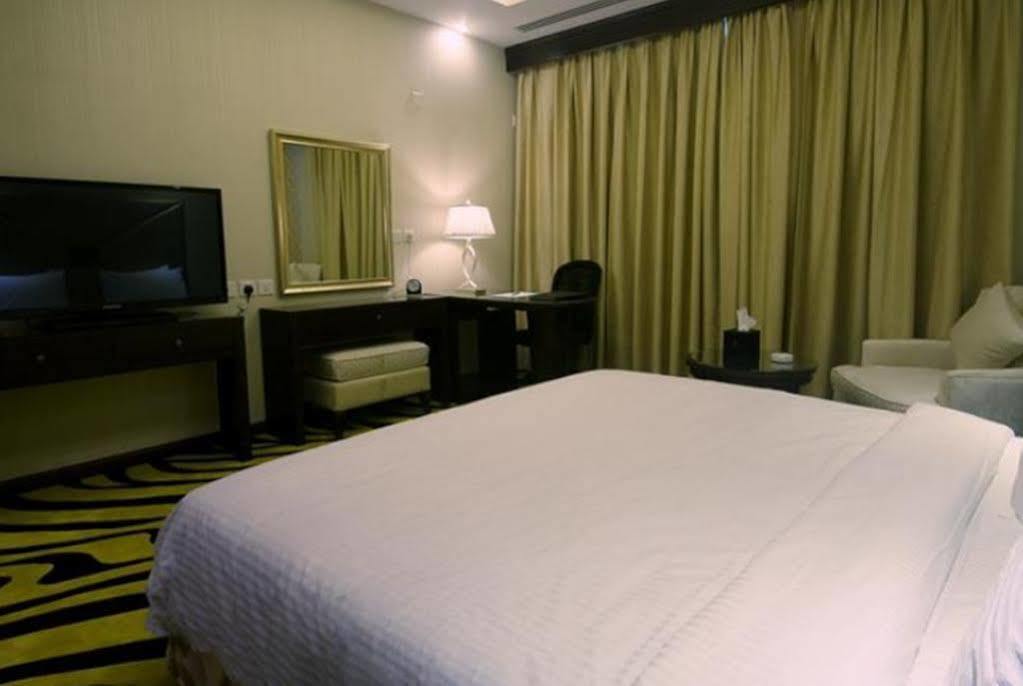 Sanam Hotel Suites - Riyadh Exterior photo